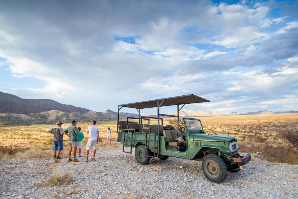 Etusis Lodge Usakos Екстериор снимка